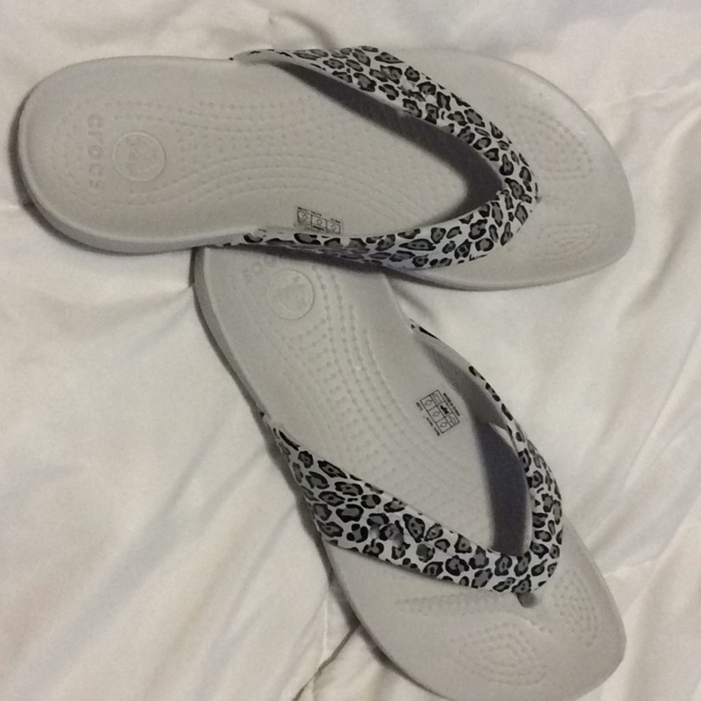 Crocwomen’s sandals